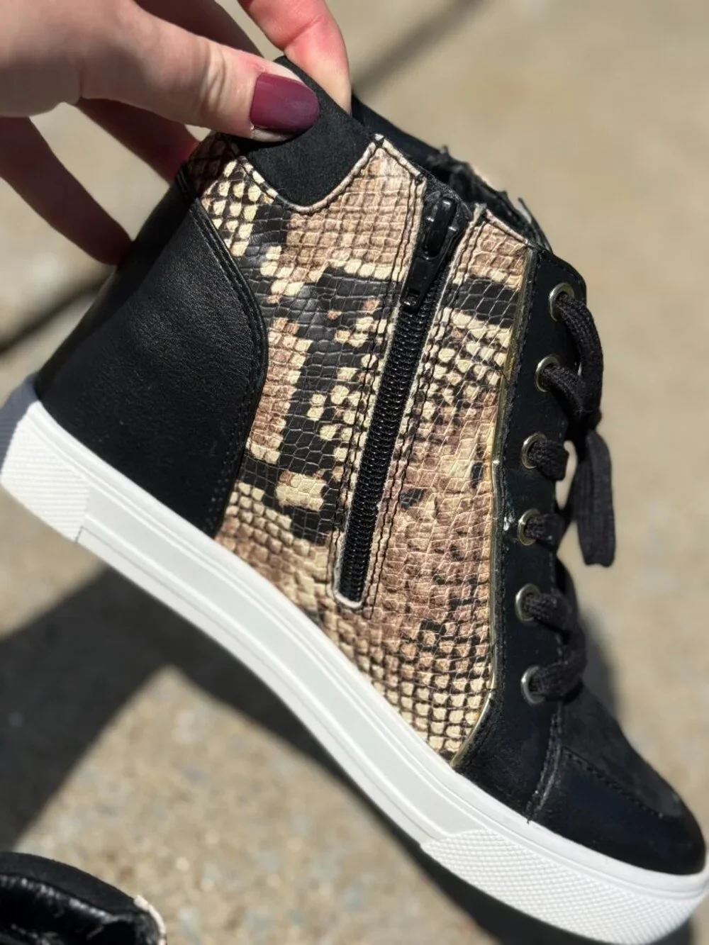 ALDO Womens 6.5 Black Snake Wedge Sneakers Y2K Mob Wife High Top Streetwear 4130